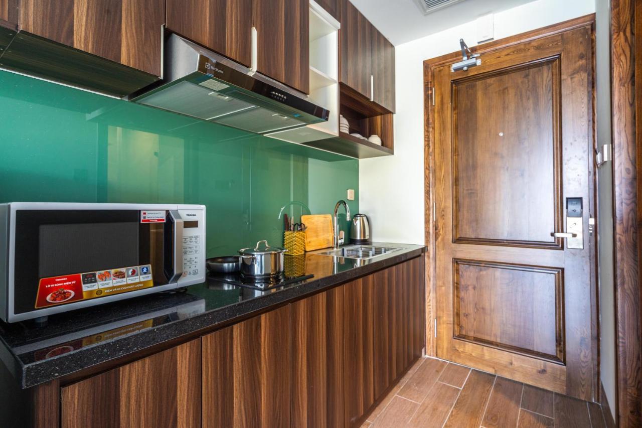 Sea Breeze Condotel Danang Екстериор снимка