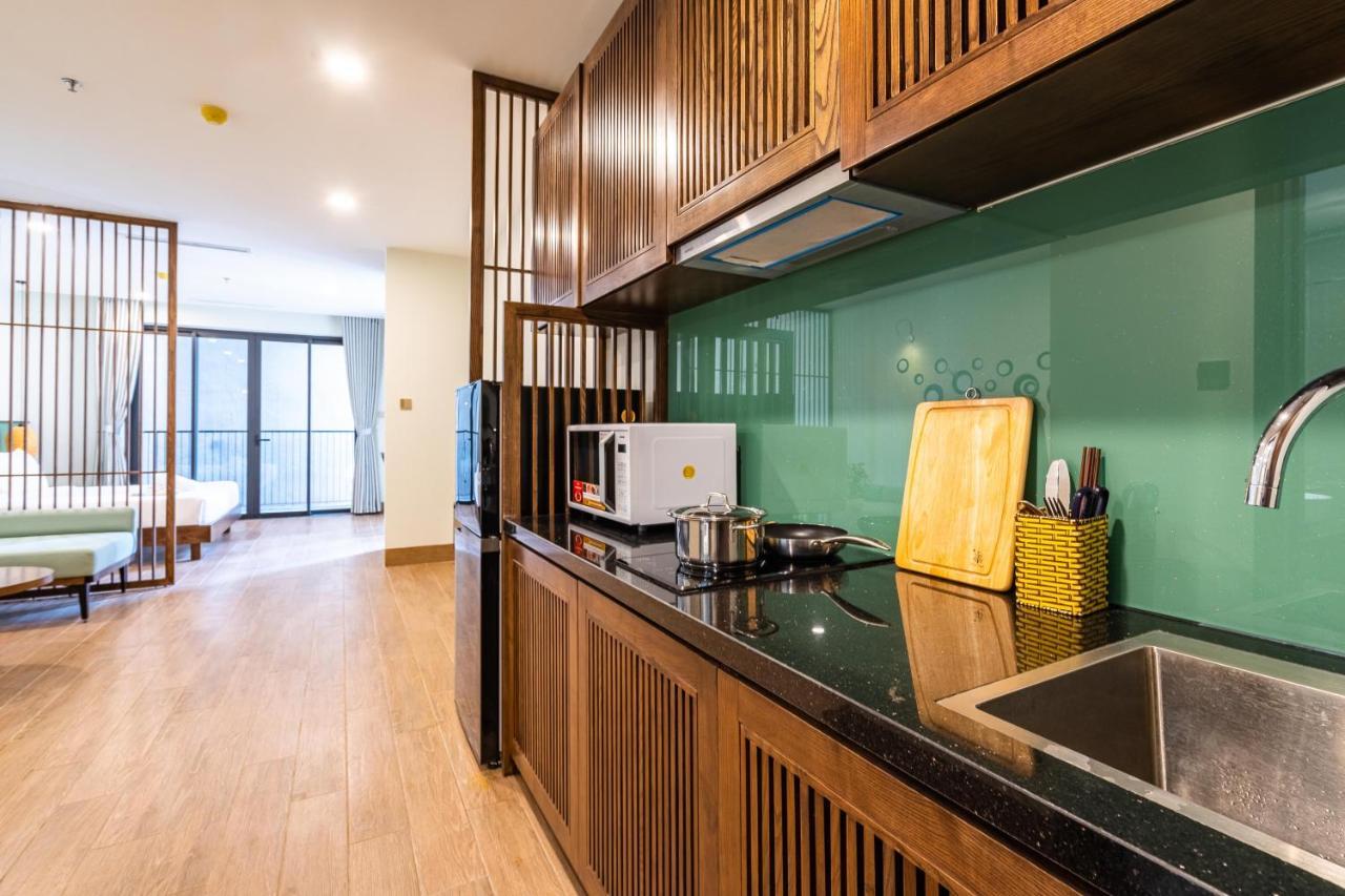 Sea Breeze Condotel Danang Екстериор снимка