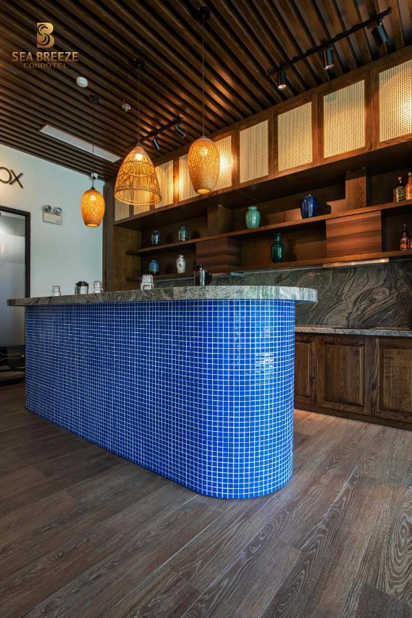 Sea Breeze Condotel Danang Екстериор снимка